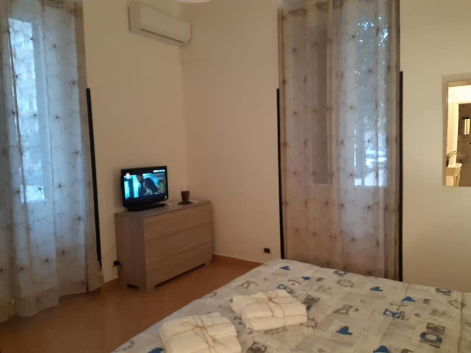 Apogeo Room Taranto Intero Appartamento Экстерьер фото
